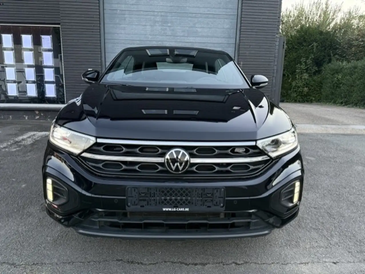 Volkswagen T-Roc Cabriolet 1.5 TSI R-Line DSG Leder Camera AdapCruise Zetel/Stuur verwarming Trekhaak IQ LIght, миниатюра 4