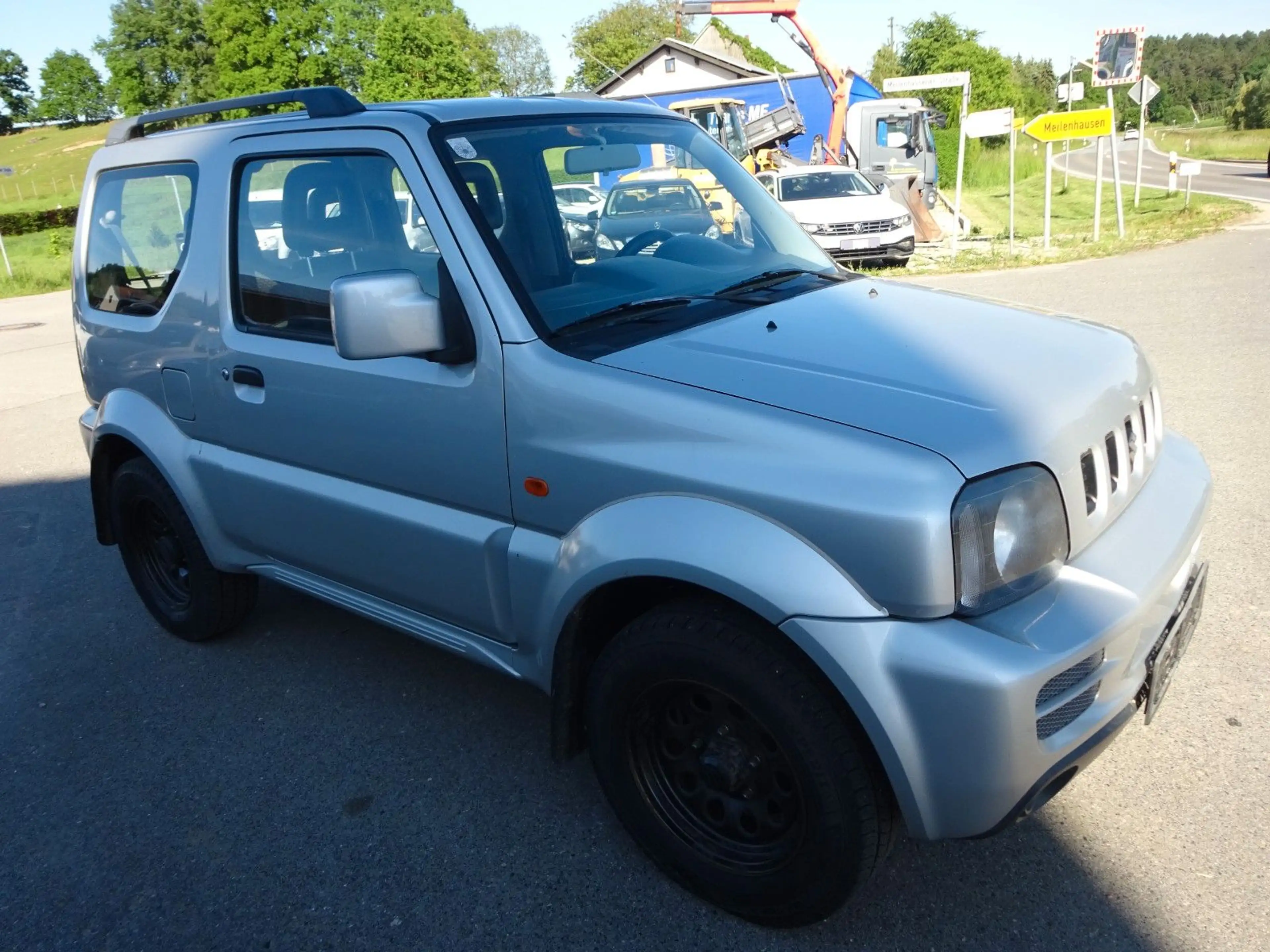 Suzuki Jimny 1,3 Benzin/4x4 — photo 2