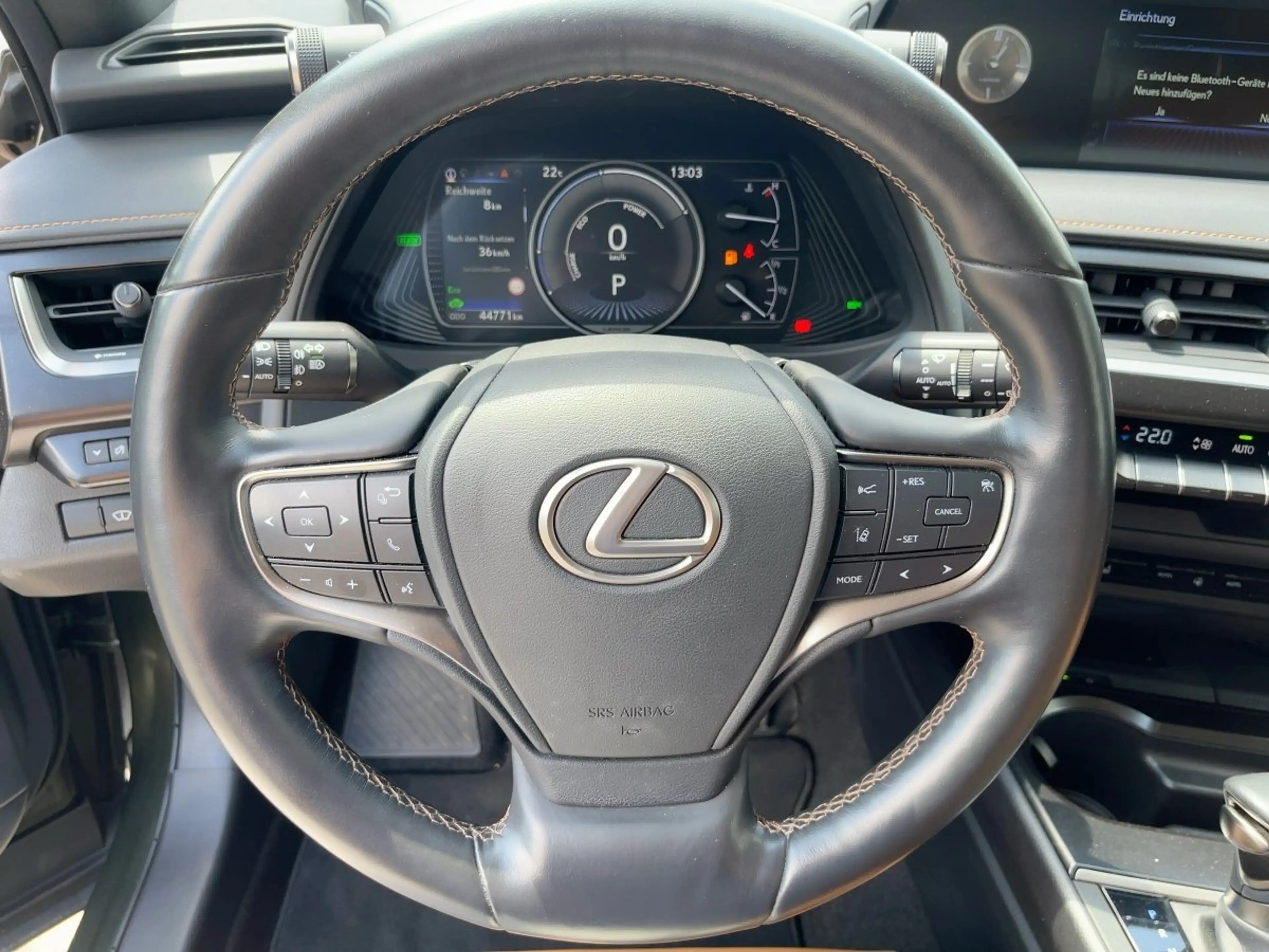 Lexus UX 250h Executive E-Four AHK*HUD*Navi*ACC*KAM*SHZ — photo 12