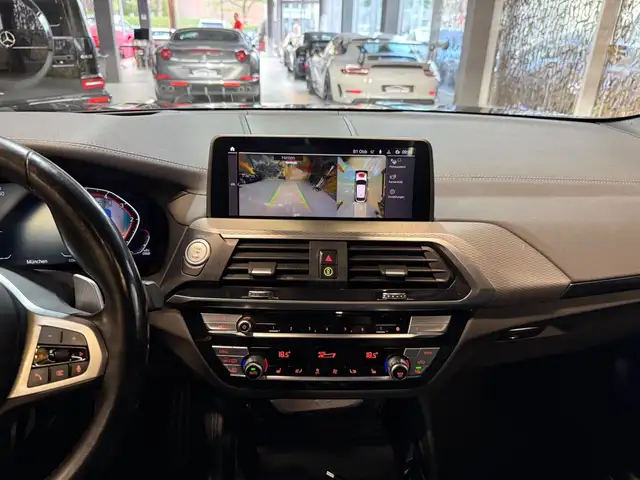 BMW X4 view 18