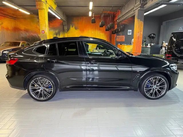 BMW X4 view 8