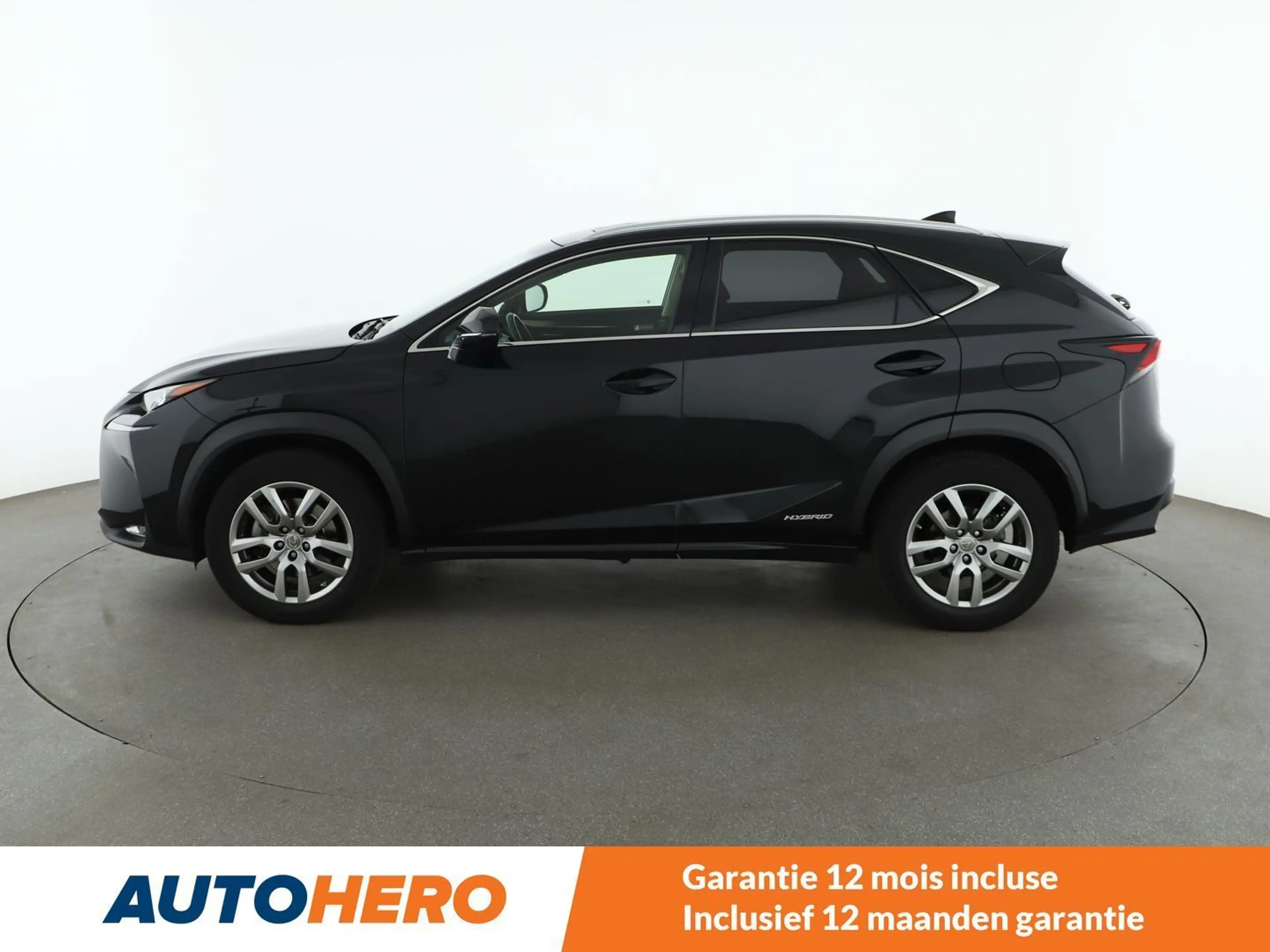Lexus NX 300h NX 300h — photo 3