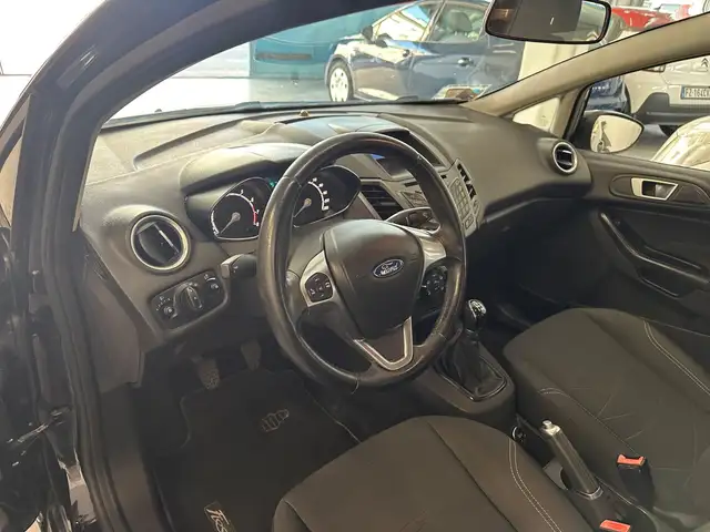 Ford Fiesta view 8