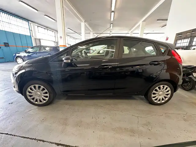 Ford Fiesta view 2