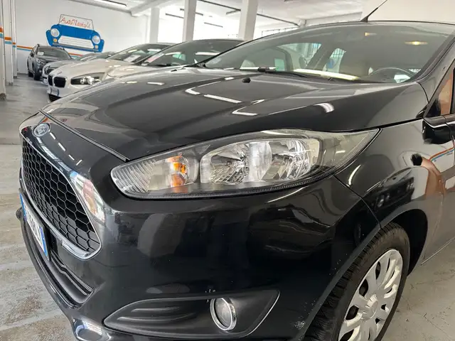 Ford Fiesta view 6