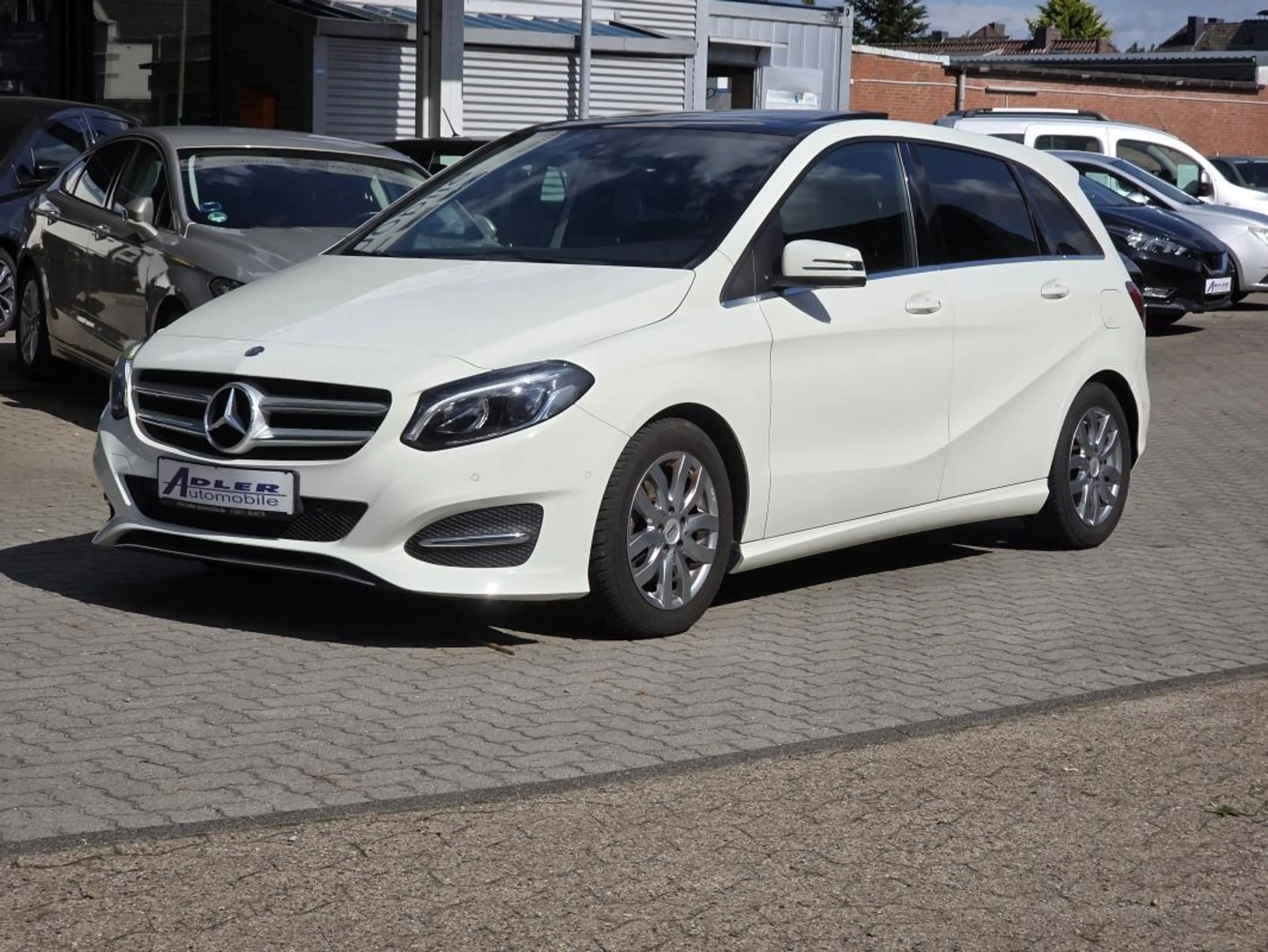 Mercedes-Benz B 180 (246.242) — photo 5