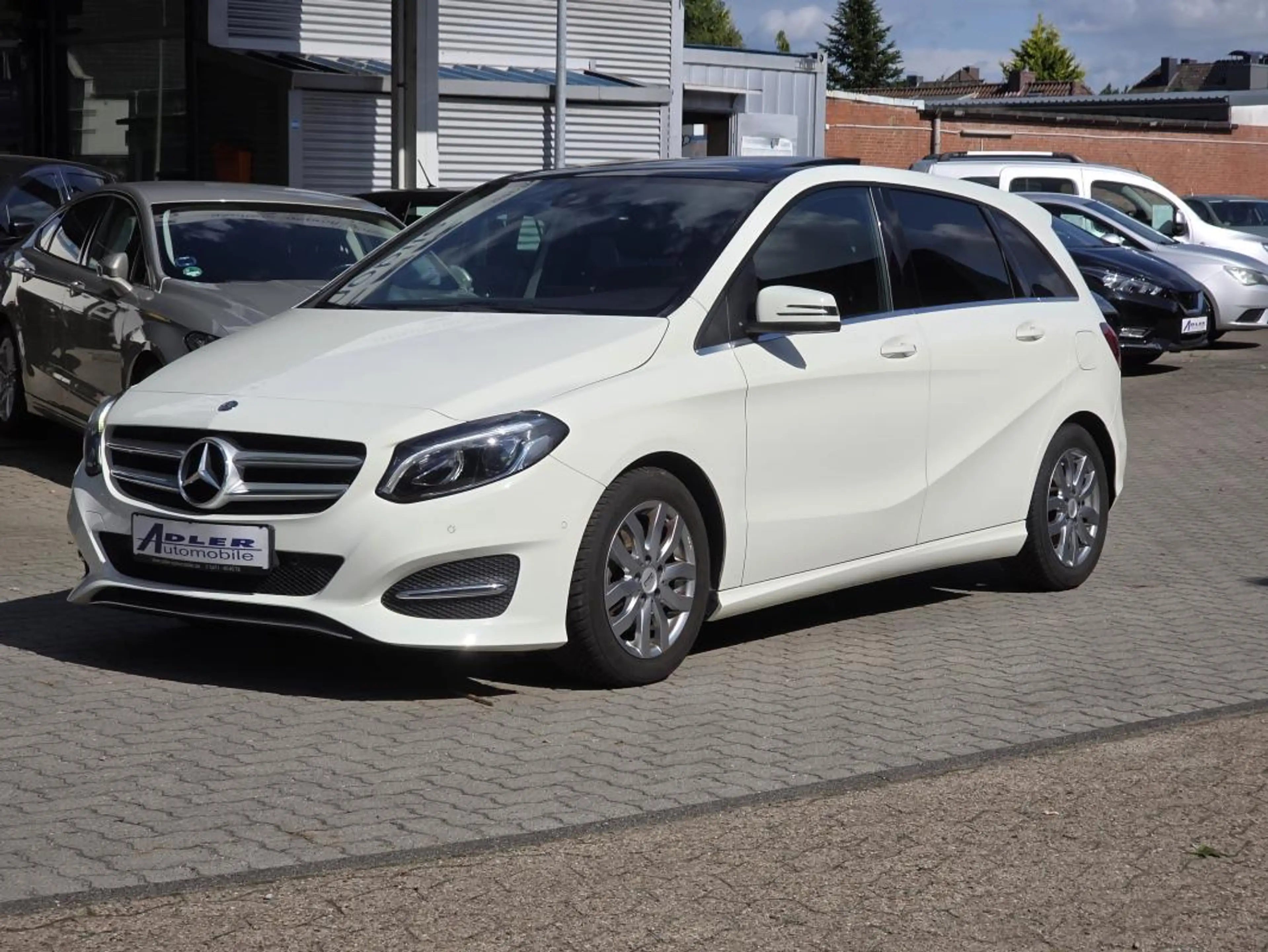 Mercedes-Benz B 180 (246.242) — photo 6