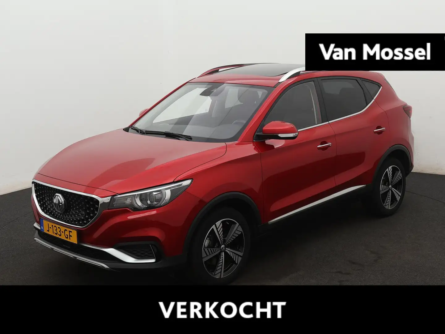 MG ZS MG EV Luxury 45 kWh | Leder | Navi | Panoramadak | Rood - 1