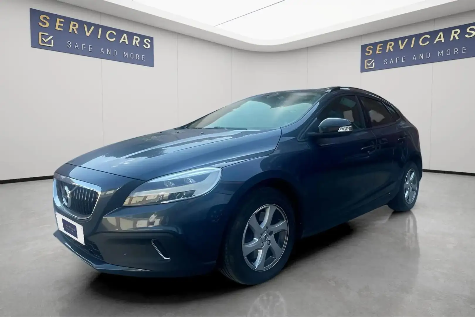 Volvo V40 Cross Country 2.0 D2 Luxury Edition EU6d / 12 mois de garantie Azul - 1