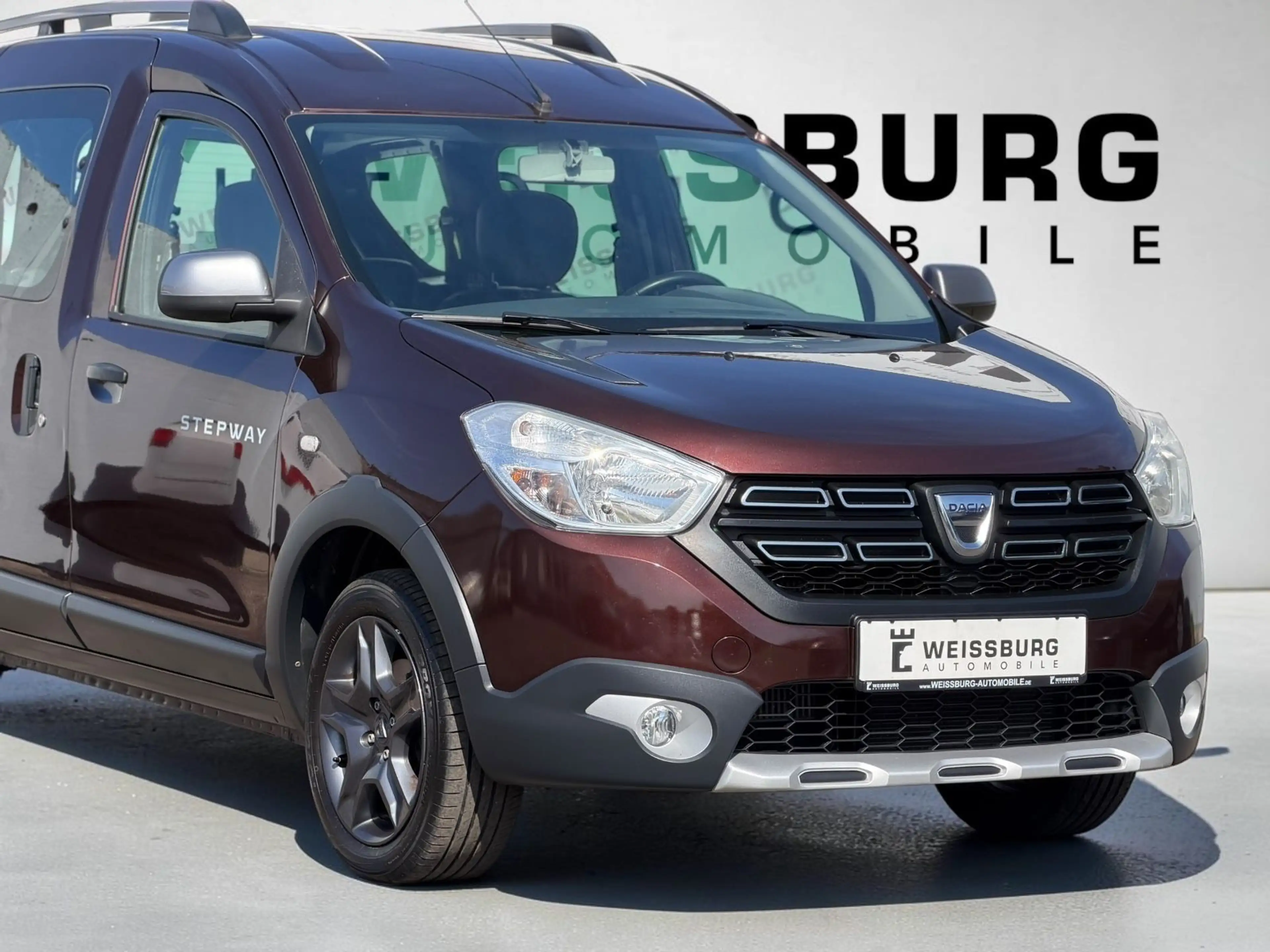 Dacia Dokker Stepway Celebration AHK*NAVI*KLIMA*S&S*MF — photo 2