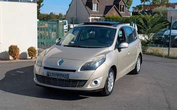 Scénic 1.6 dCi 130 ch – 2011 Toit ouvrant bon état (Frais récents)