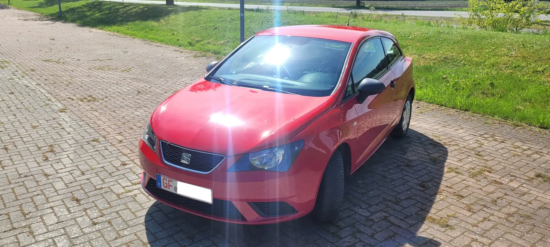 SEAT Ibiza 2.HAND TÜV & INSPEKTION NEU Rojo - 1