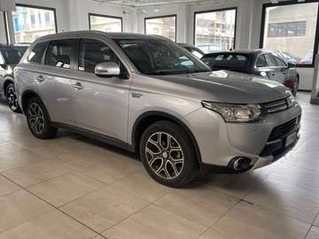 plug in 2.0 204CV Instyle Diamond 4wd tetto panoramico