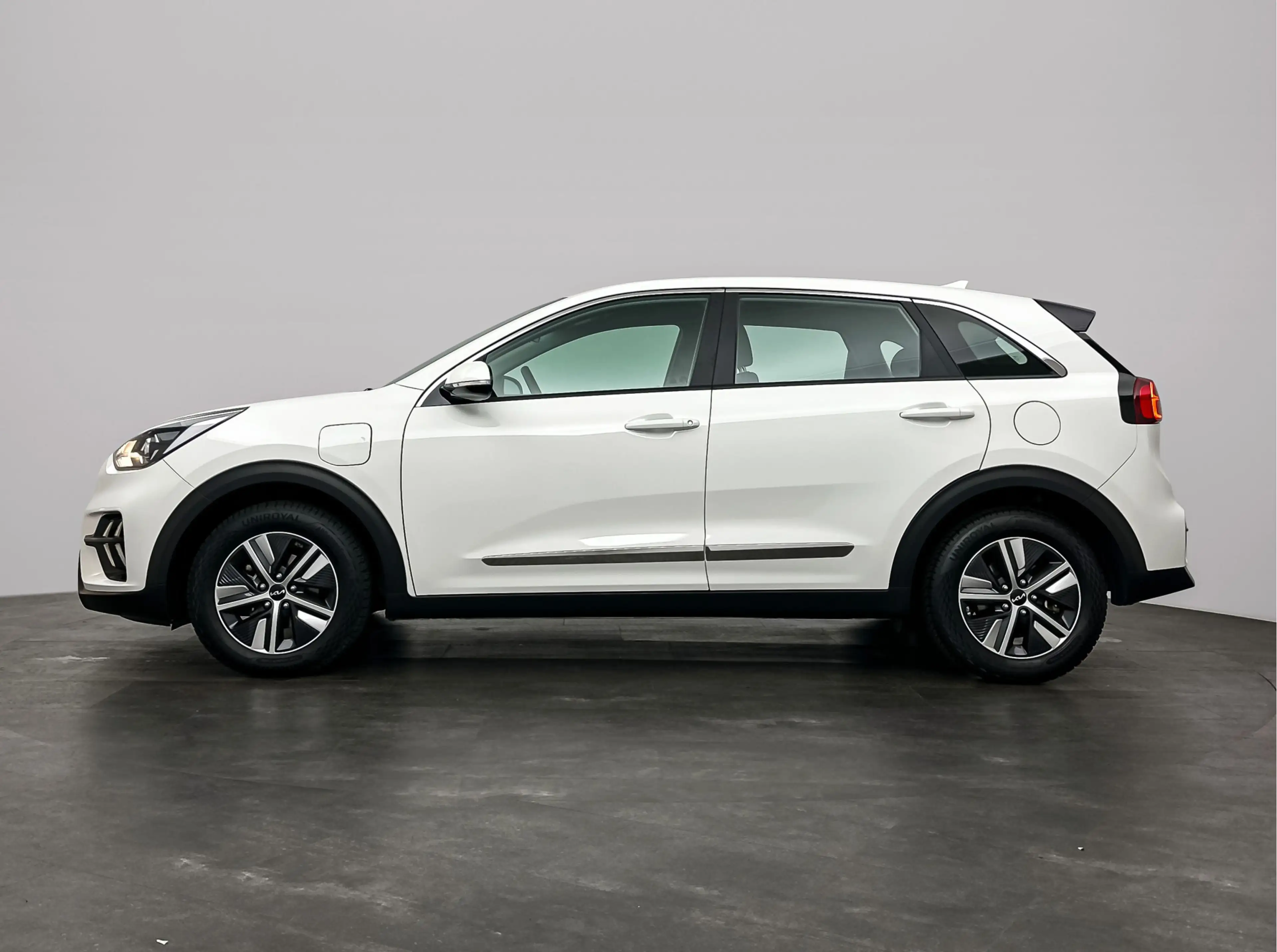Kia Niro 1.6 GDi PHEV DynamicLine — photo 8