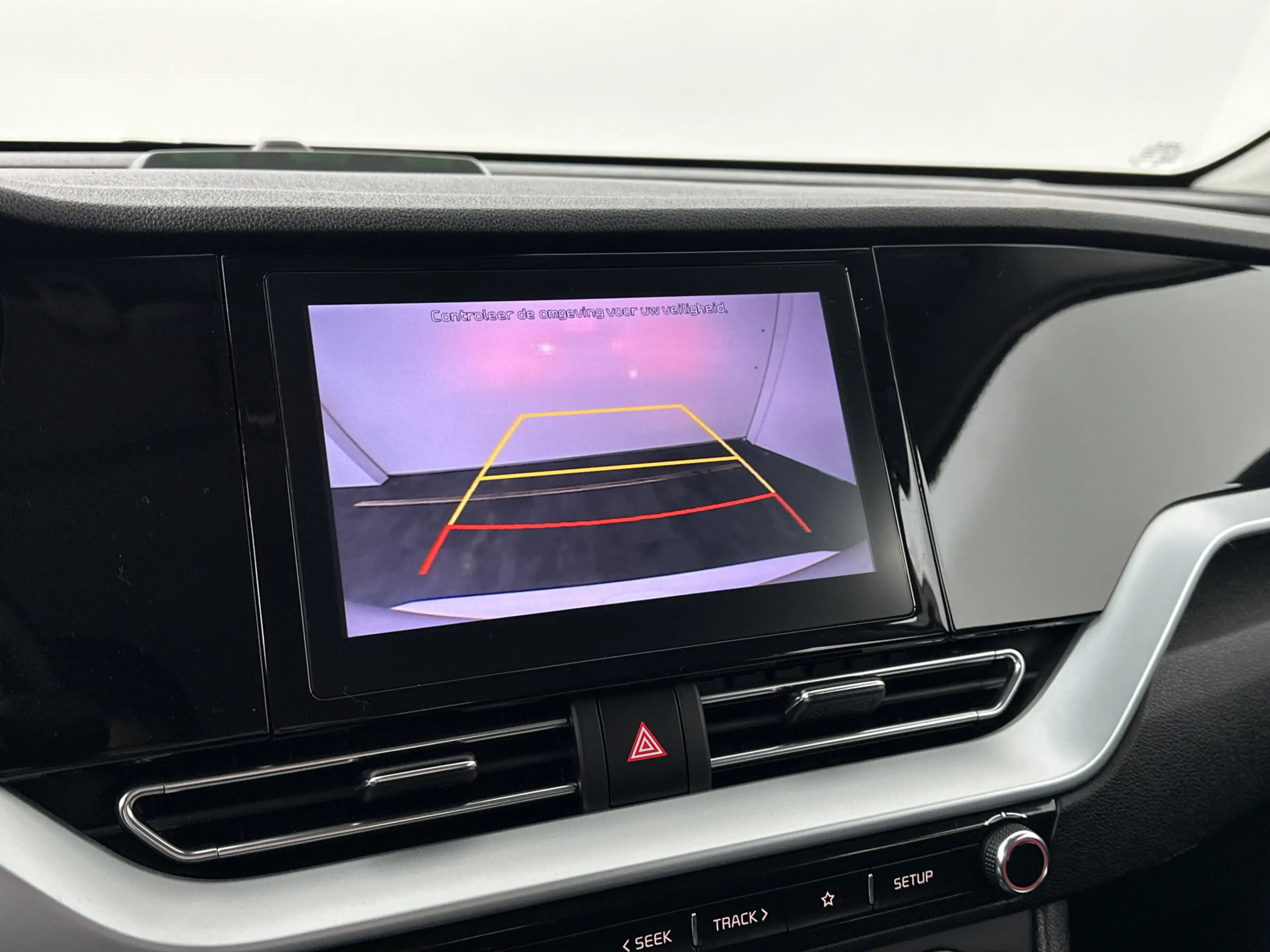 Kia Niro 1.6 GDi PHEV DynamicLine — photo 13