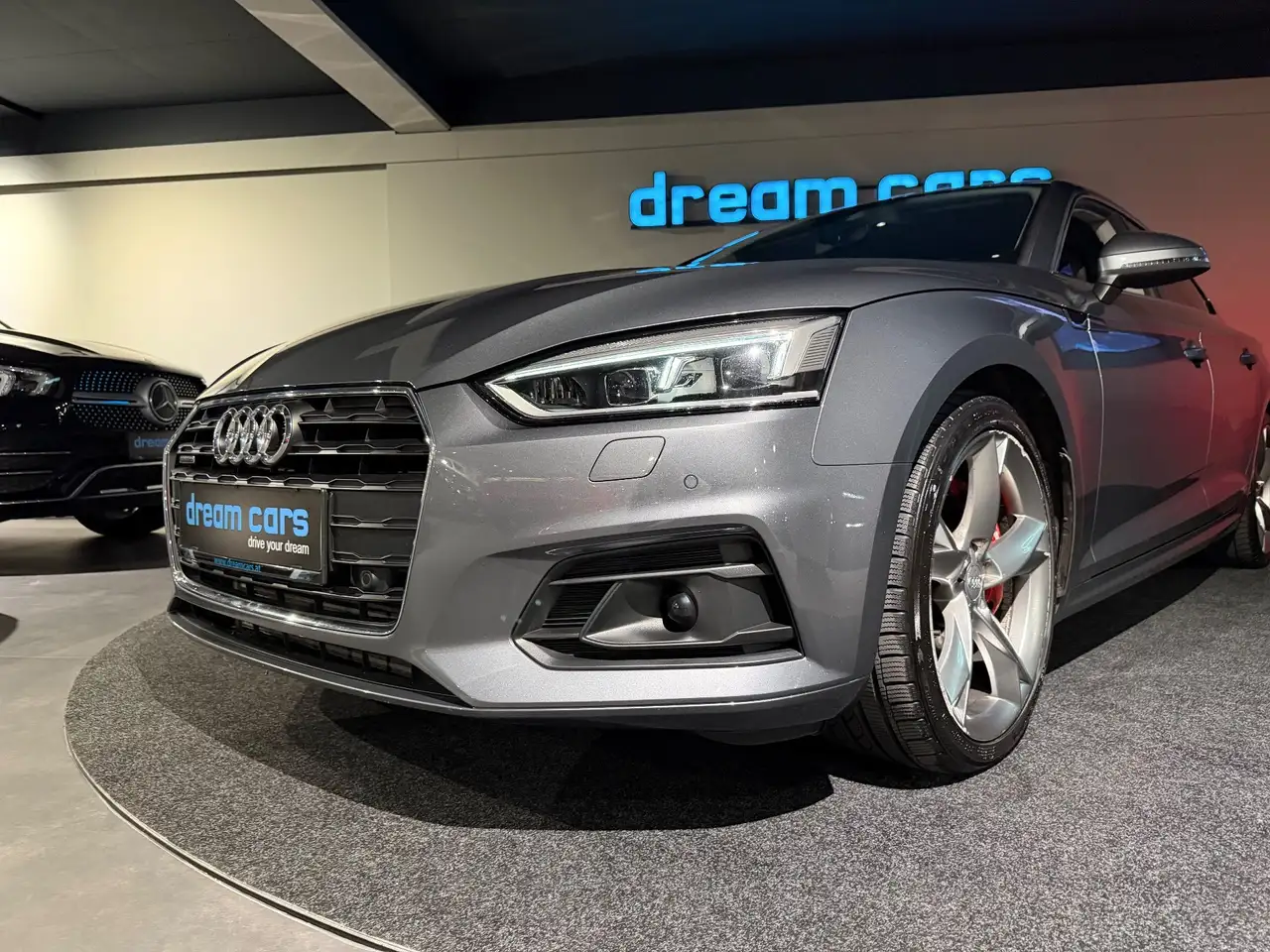 Audi A5 quattro / ASSISTENZ PAKET / MATRIX LED / Leder Bild 6