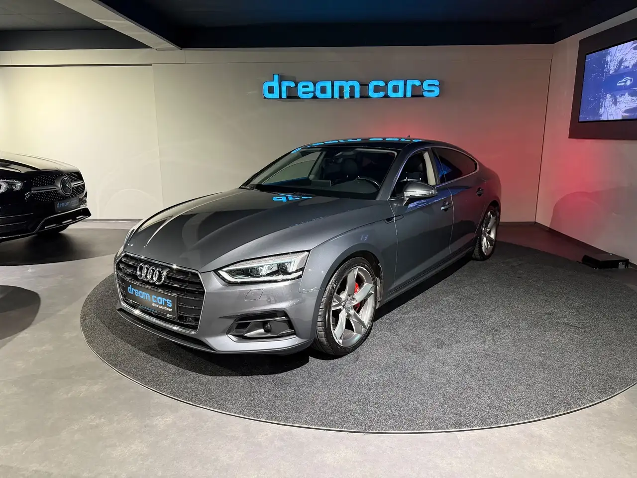 Audi A5 quattro / ASSISTENZ PAKET / MATRIX LED / Leder Bild 5