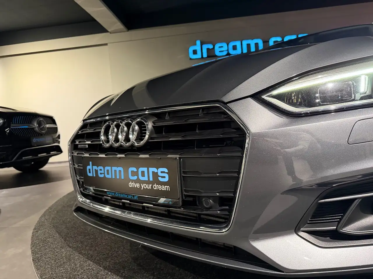 Audi A5 quattro / ASSISTENZ PAKET / MATRIX LED / Leder Bild 8