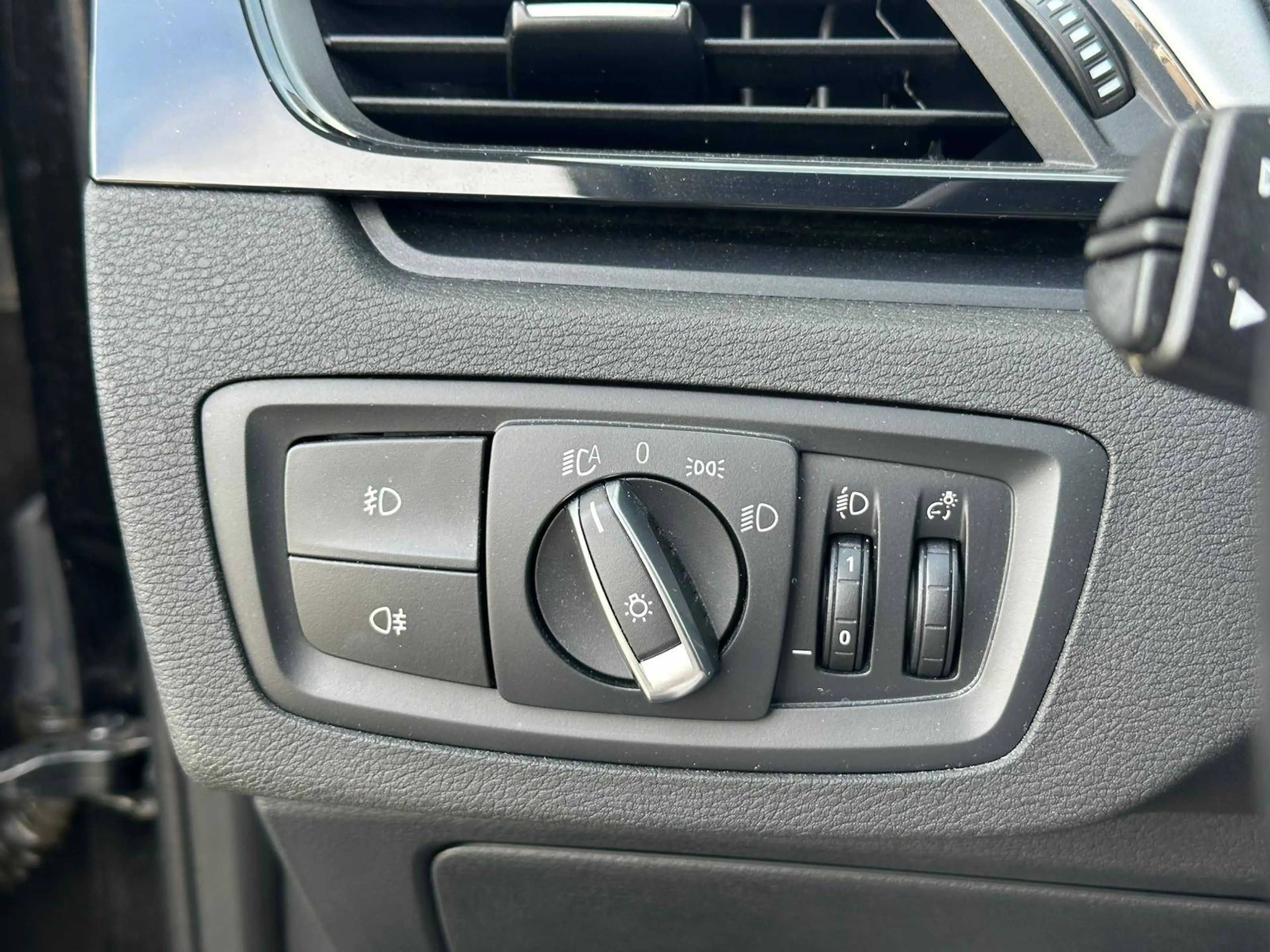 BMW X1 X1 PHEV 1.5iA xDrive25e OPF — photo 7