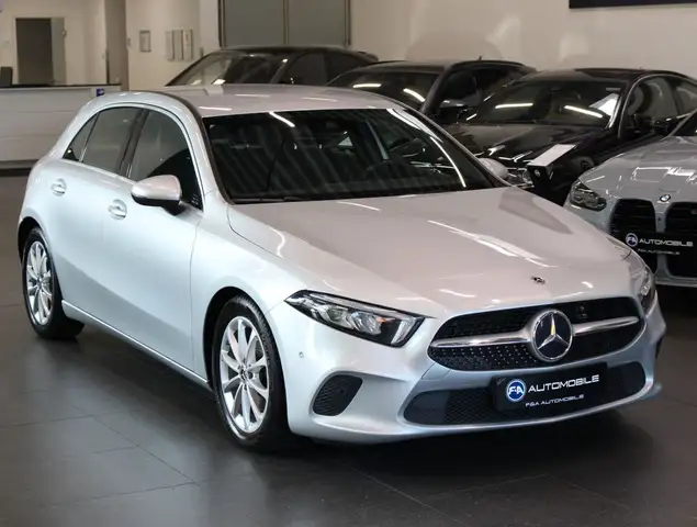 Mercedes-Benz A view 2