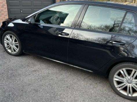 2015 Volkswagen Golf Highline alt 2