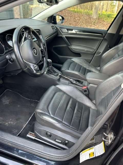 2015 Volkswagen Golf Highline thumb 9