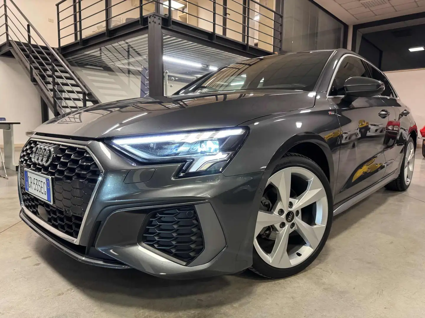 Audi A3 SPB 30 TDI S tronic S line edition Grigio - 1