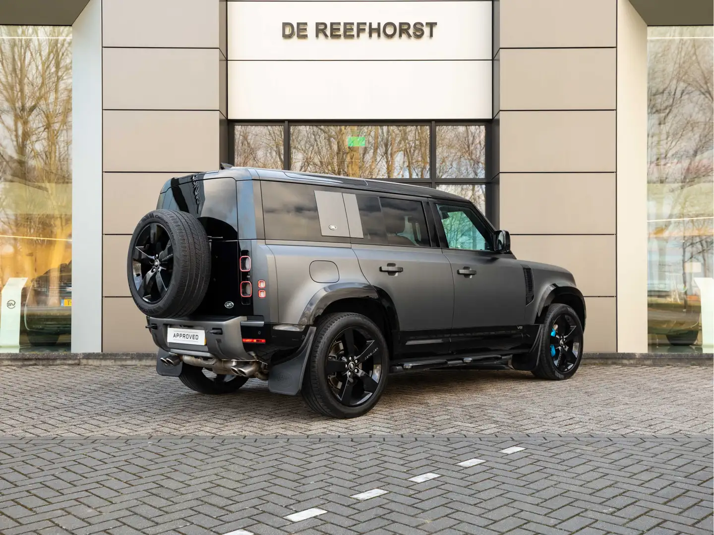 Land Rover Defender Defender 110 5.0 525pk V8 AWD Carpathian Edition | Grau - 2