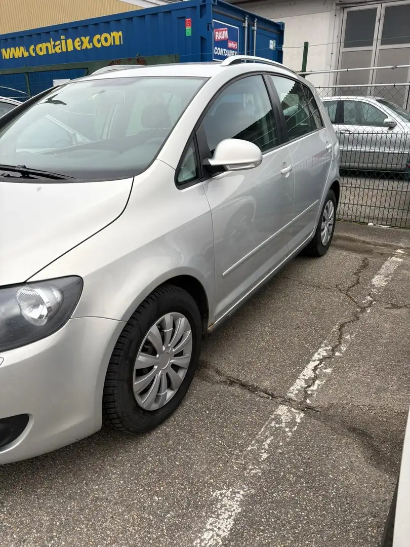 Volkswagen Golf Plus Highline 1,6 TDI DPF - 2