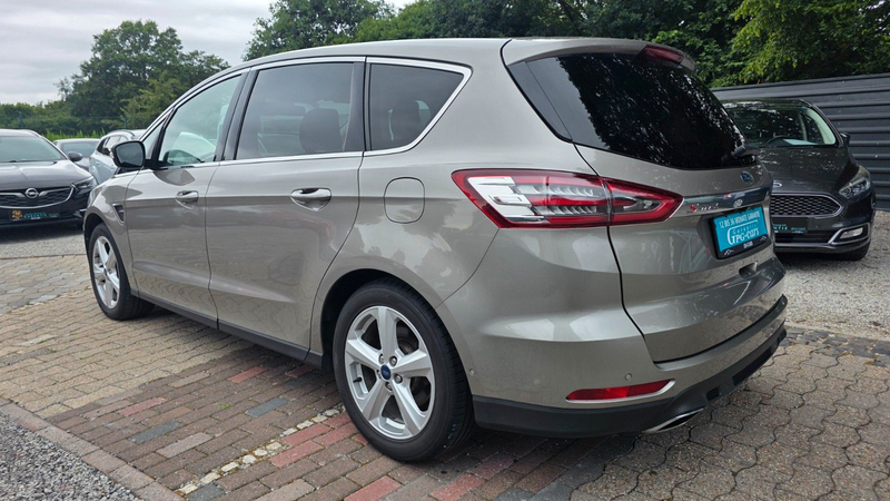 Ford S-Max 2.0 TDCi Titanium LED NAVI — photo 4