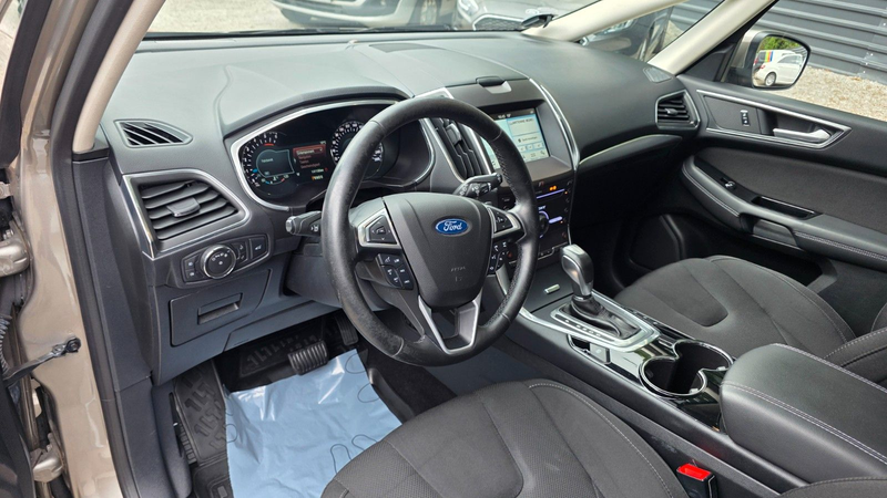 Ford S-Max 2.0 TDCi Titanium LED NAVI — photo 9