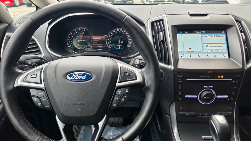 Ford S-Max 2.0 TDCi Titanium LED NAVI — photo 16