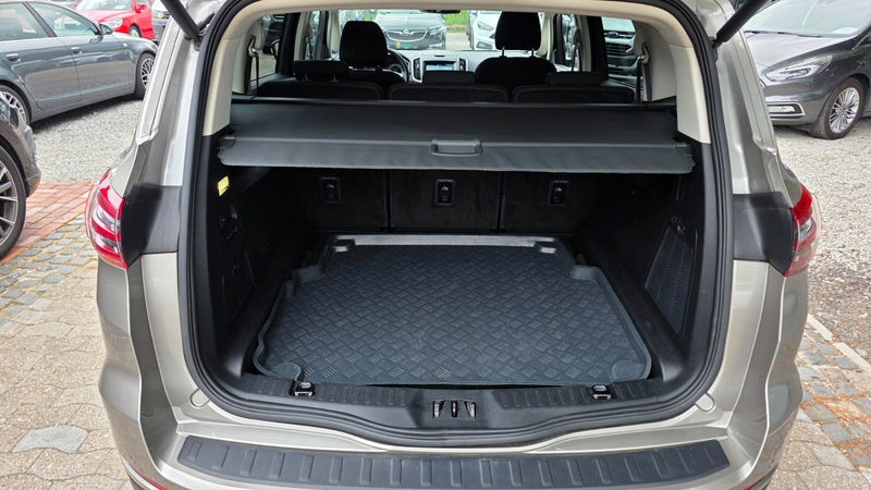 Ford S-Max 2.0 TDCi Titanium LED NAVI — photo 18