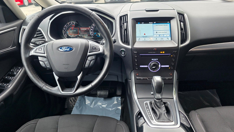 Ford S-Max 2.0 TDCi Titanium LED NAVI — photo 13