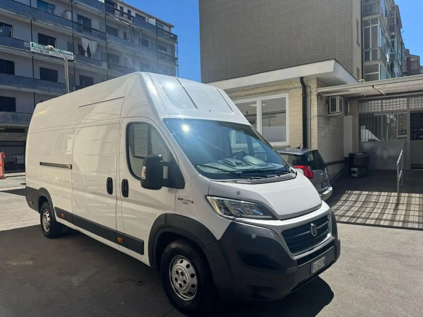 Fiat Ducato 35 2.3 MJT 130CV PLM-SL-TA Furgone Maxi 12500+IVA Blanc - 1