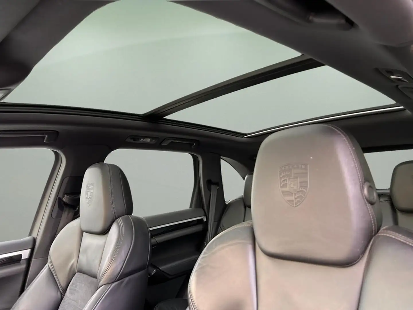 Porsche Cayenne S E-Hybrid Negro - 2