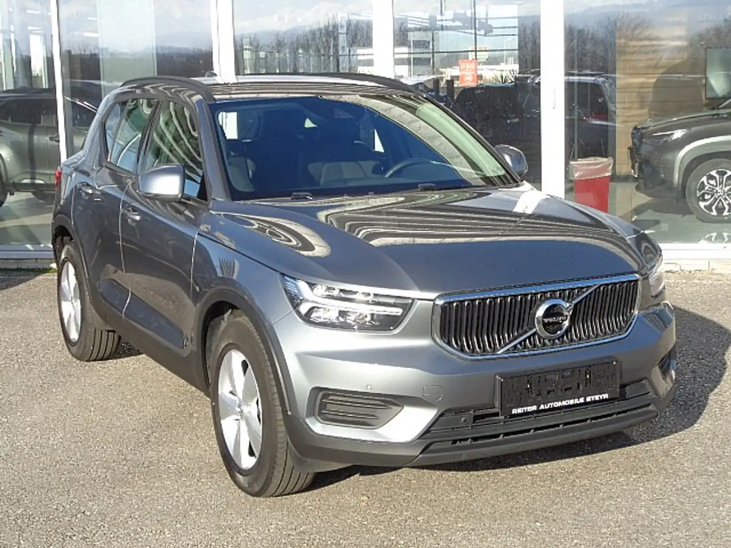 Volvo XC40 D3 Sensus Geartronic *Navi *LED Gris - 1