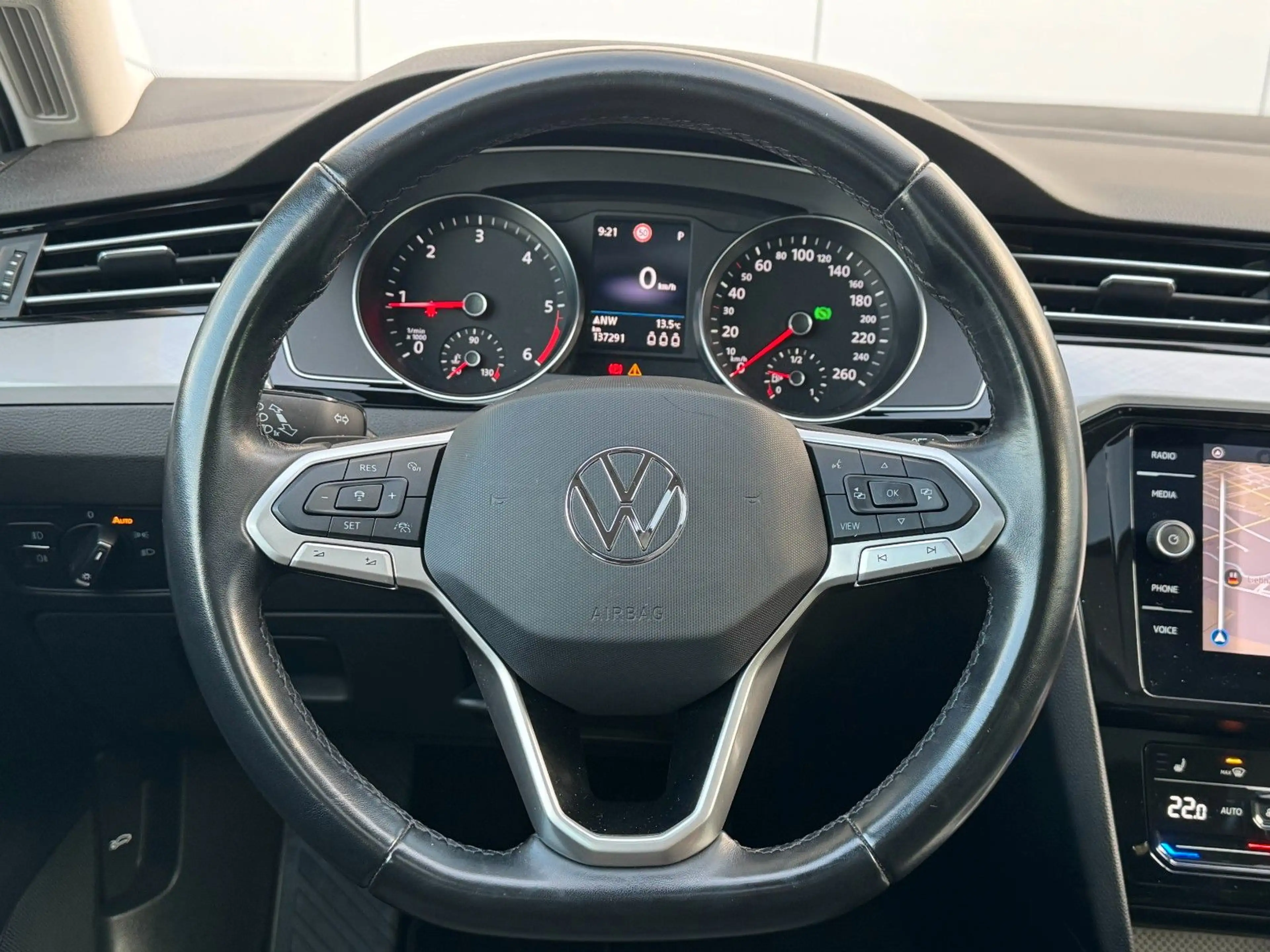 Volkswagen Passat Variant Passat Var. 2.0 TDI "Business" DSG LED ACC CAM — photo 8