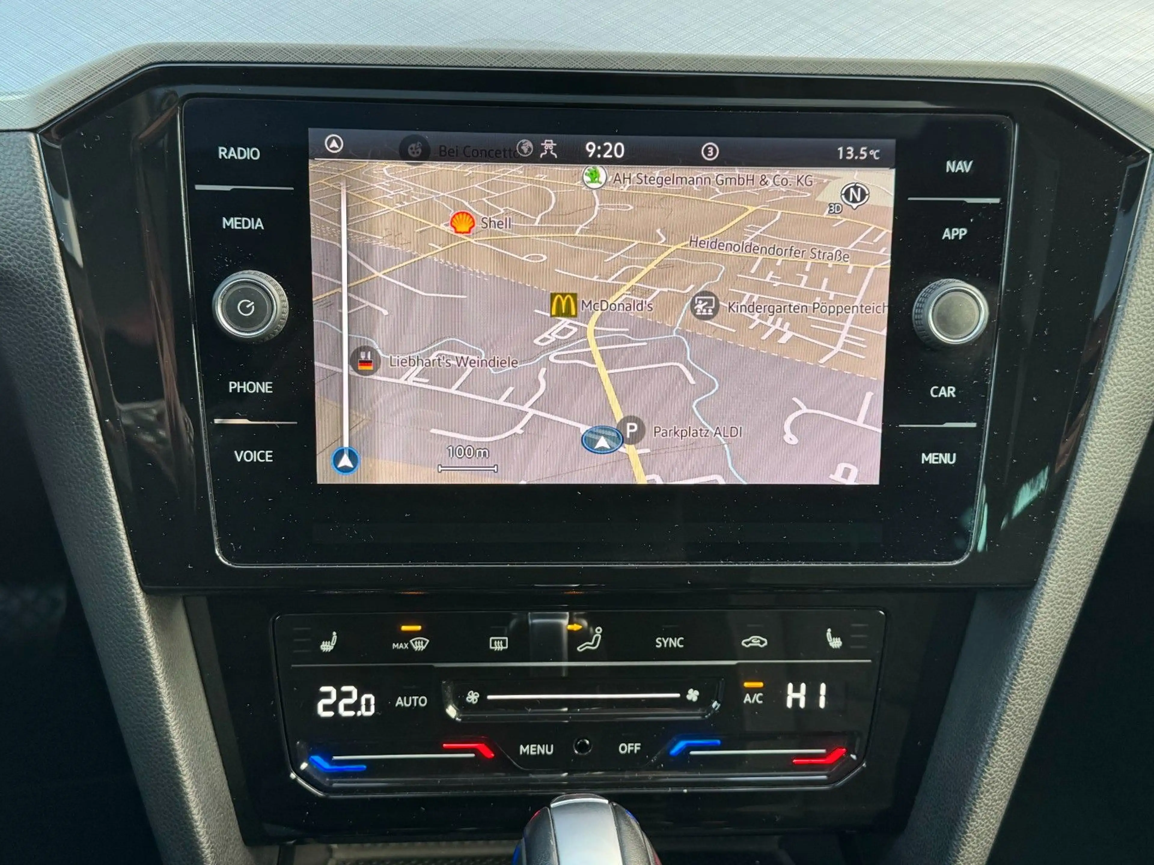 Volkswagen Passat Variant Passat Var. 2.0 TDI "Business" DSG LED ACC CAM — photo 9