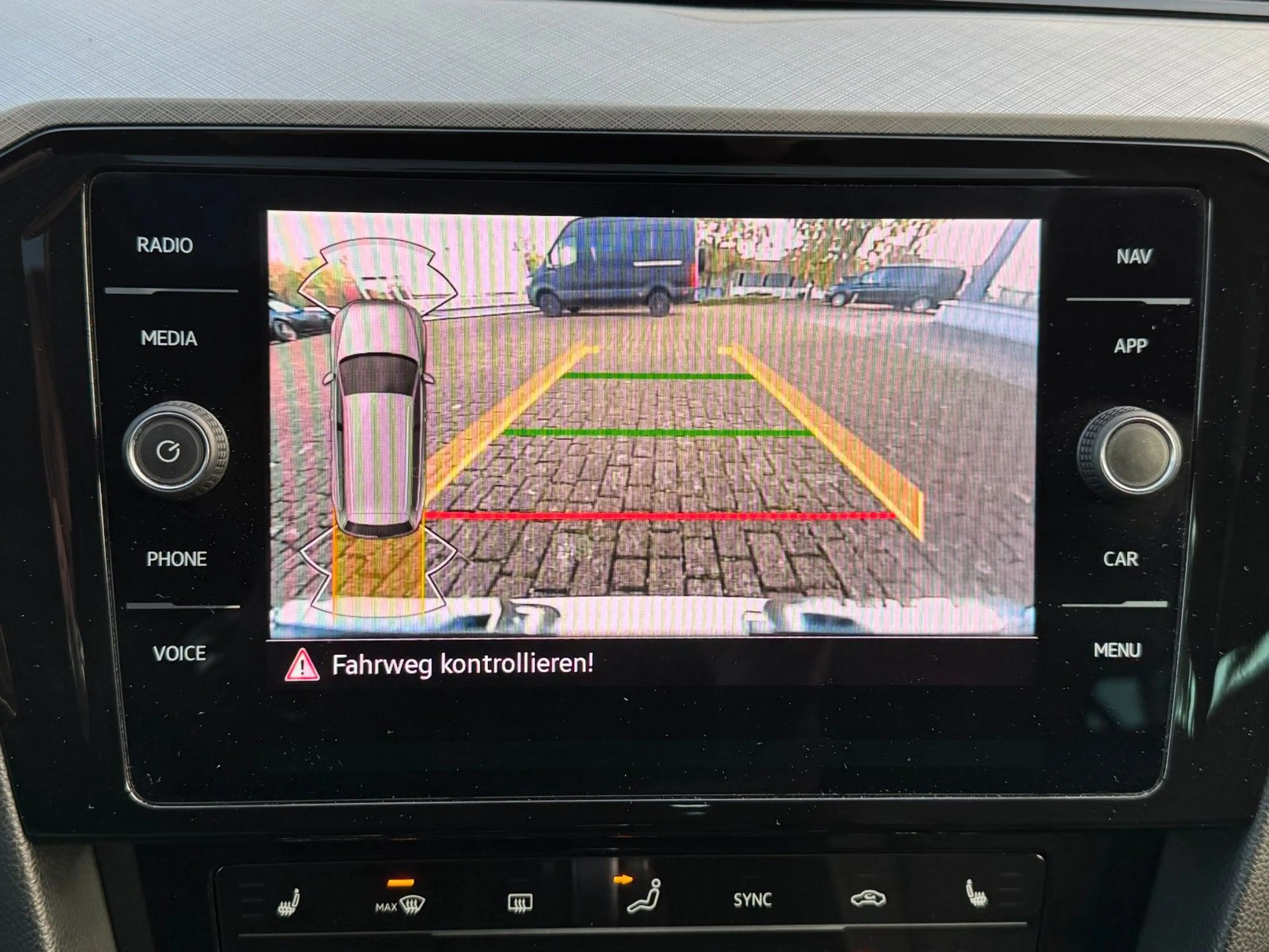 Volkswagen Passat Variant Passat Var. 2.0 TDI "Business" DSG LED ACC CAM — photo 10