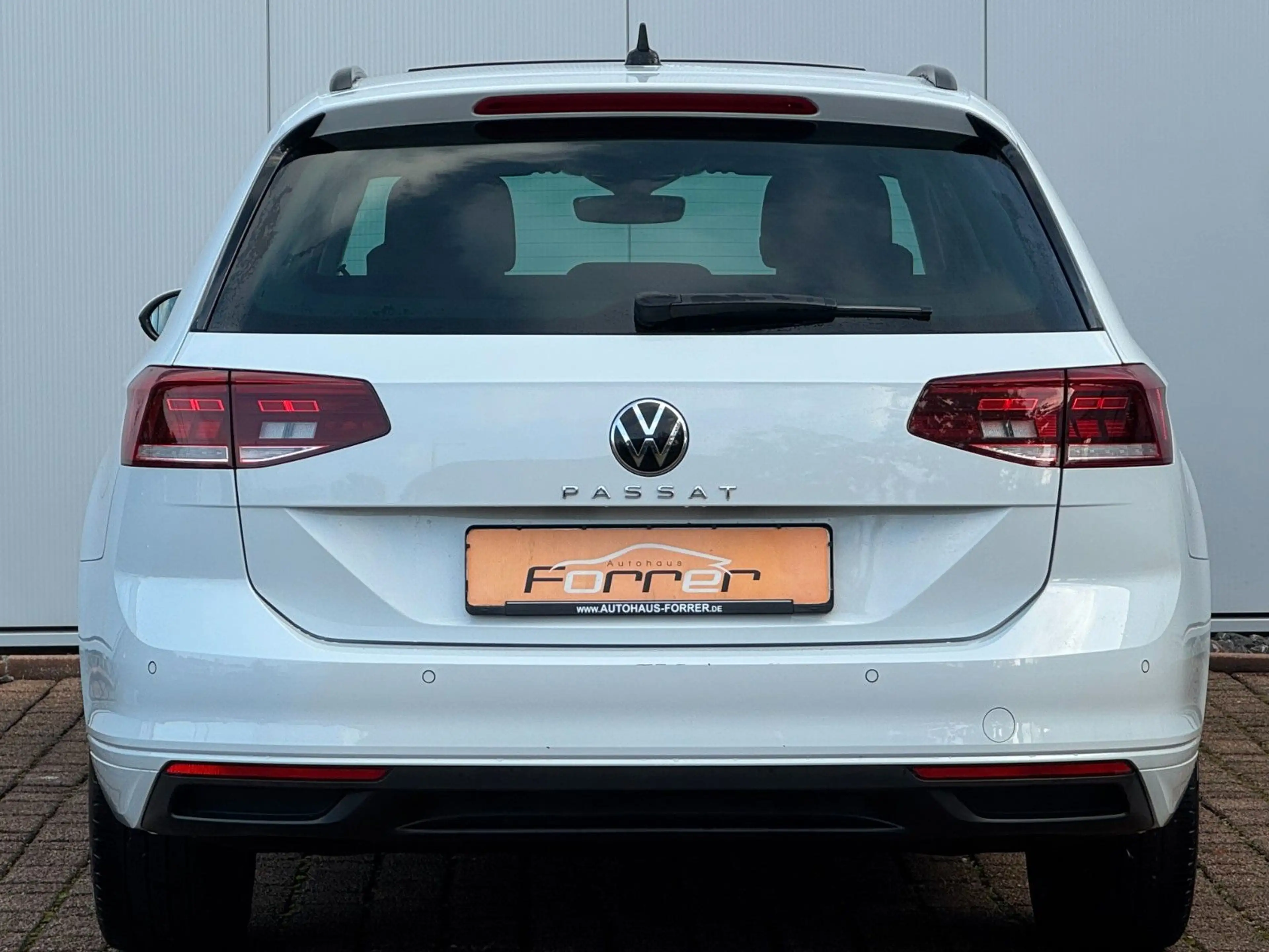 Volkswagen Passat Variant Passat Var. 2.0 TDI "Business" DSG LED ACC CAM — photo 15