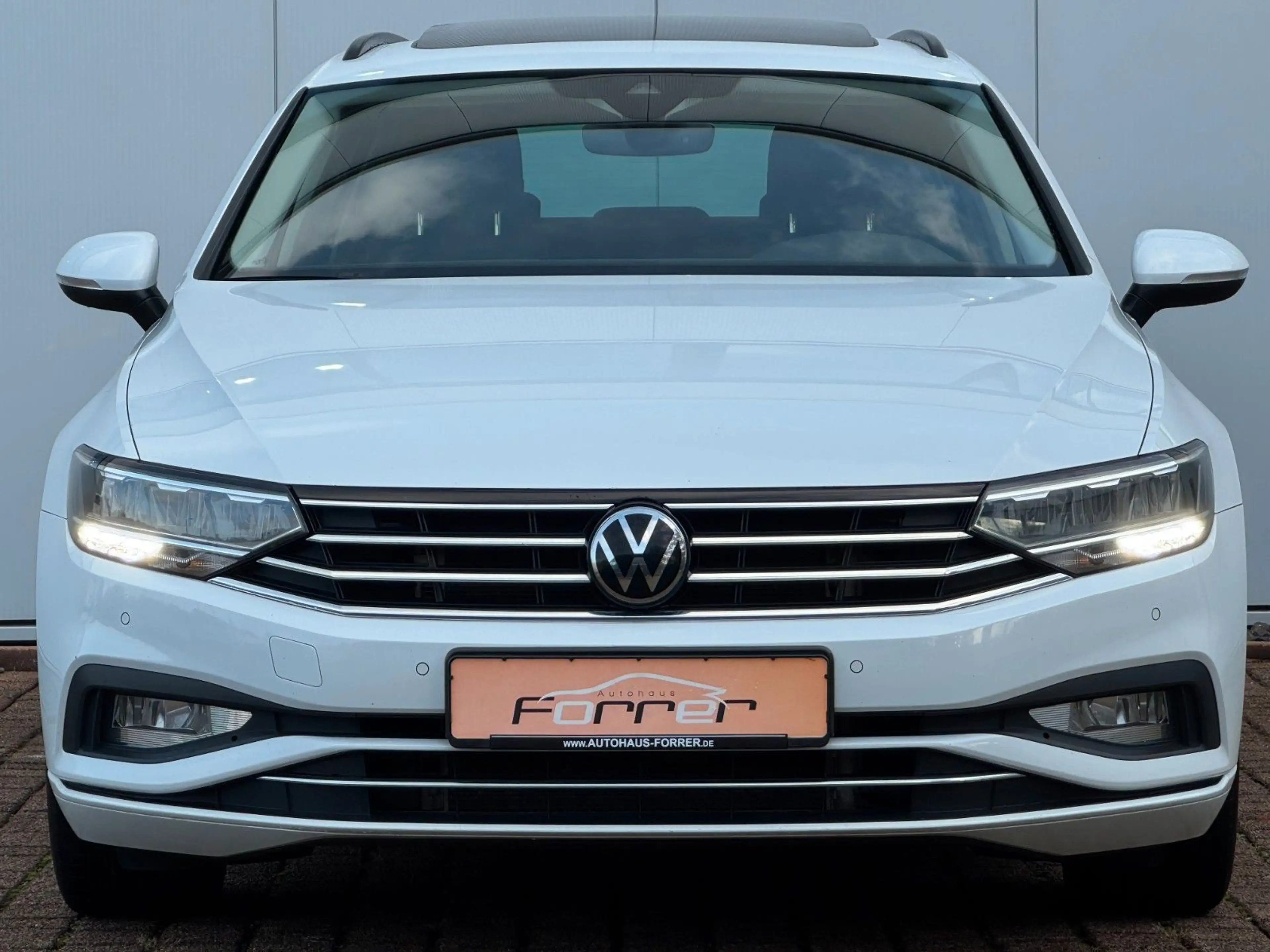 Volkswagen Passat Variant Passat Var. 2.0 TDI "Business" DSG LED ACC CAM — photo 14