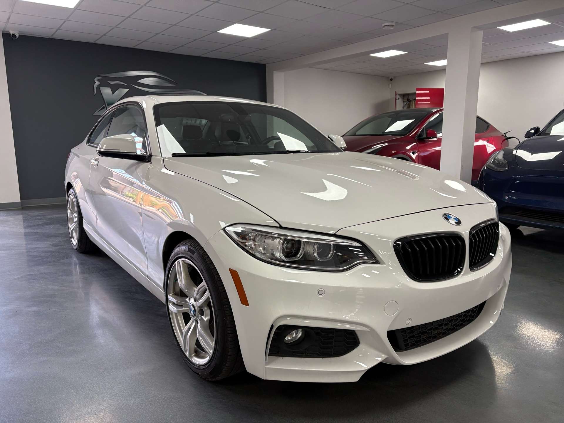 2015 BMW 2 Series 2dr Cpe 228i xDrive AWD — снимка 1
