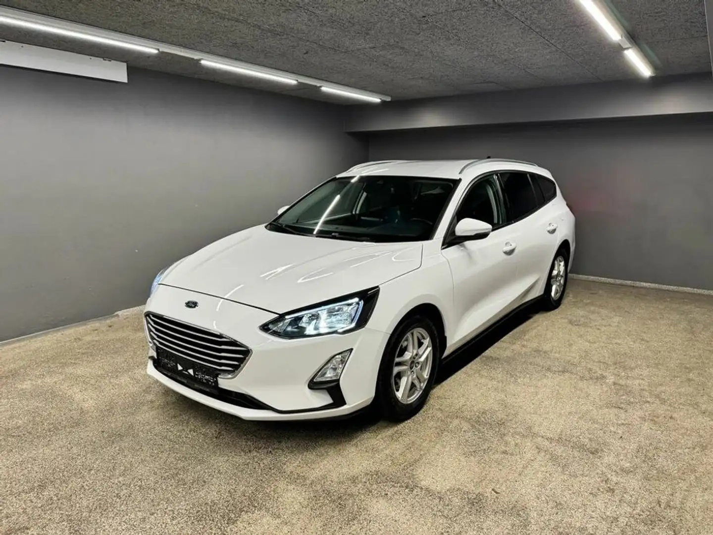 Ford Focus Cool&Turnier 1,5 EcoBlue *LED / NAVI / TEMP. Weiß - 1