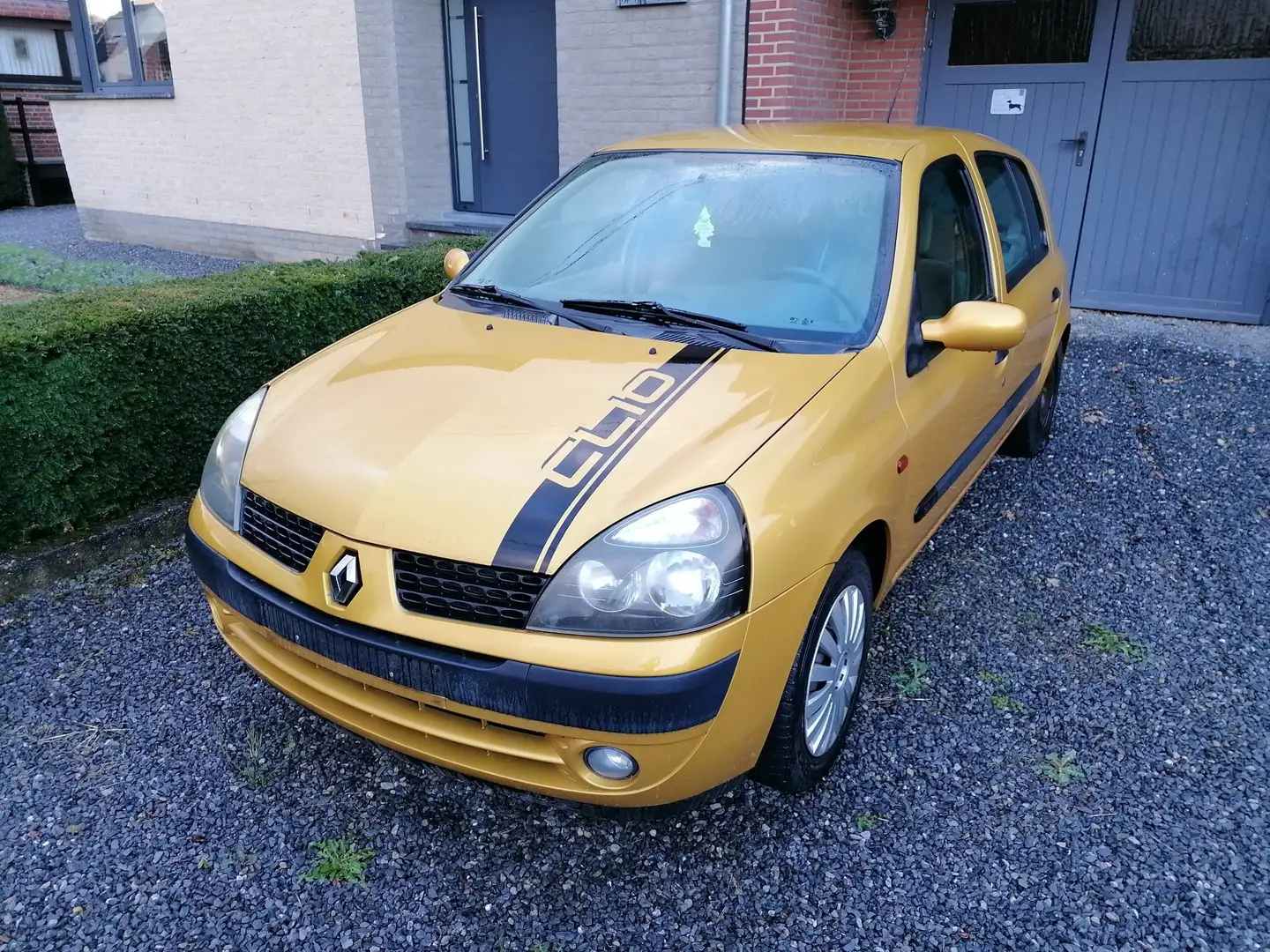 Renault Clio 1.2 16V Altın - 1