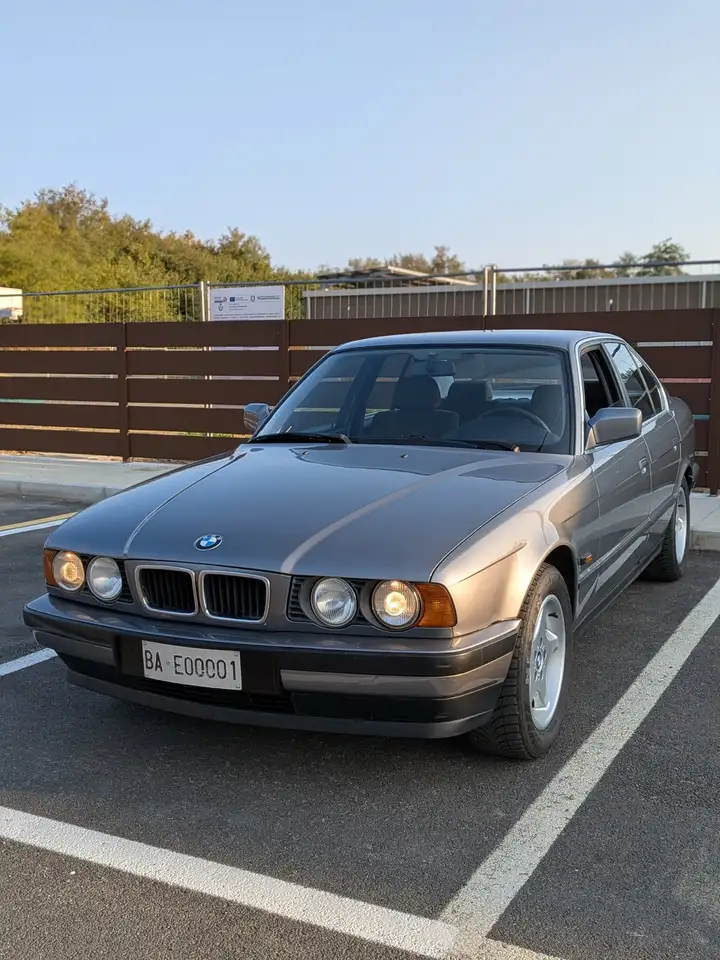BMW 520i Europa, foto 9
