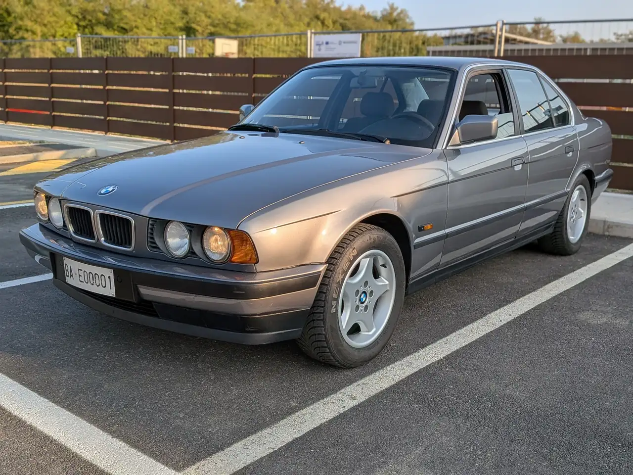 BMW 520i Europa, foto 8