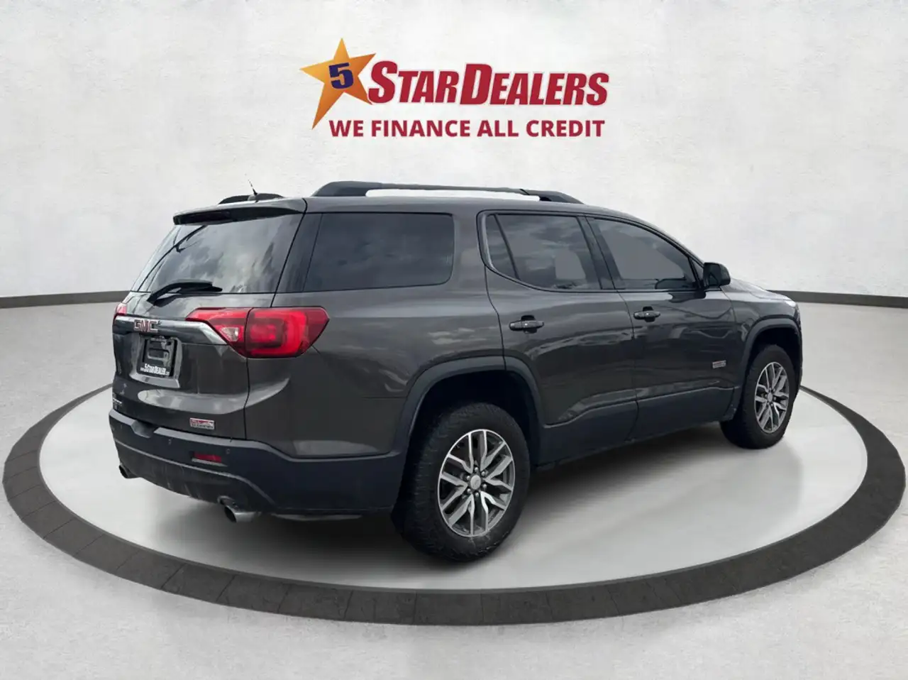 GMC Acadia снимка GMC Acadia