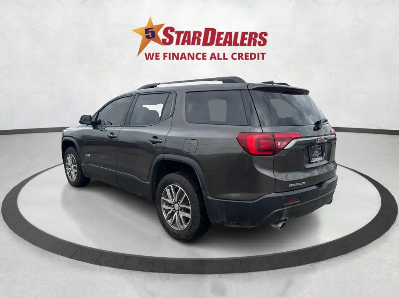 GMC Acadia снимка GMC Acadia