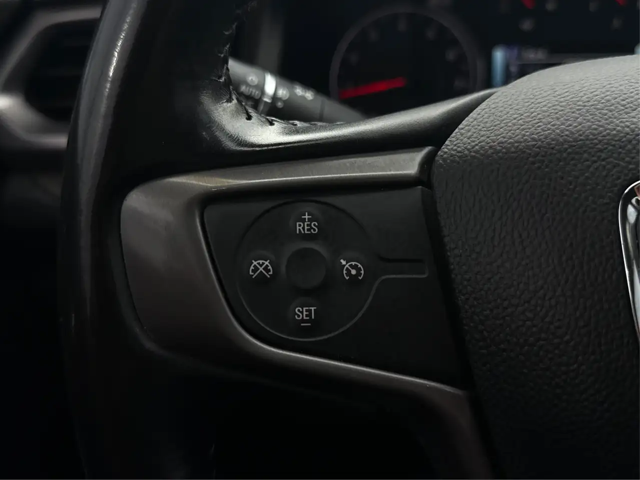 GMC Acadia снимка GMC Acadia